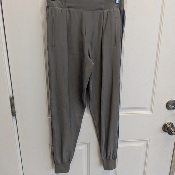 ATM Anthony Thomas Melillo Silk Jogger Pants - Picture 3 of 6